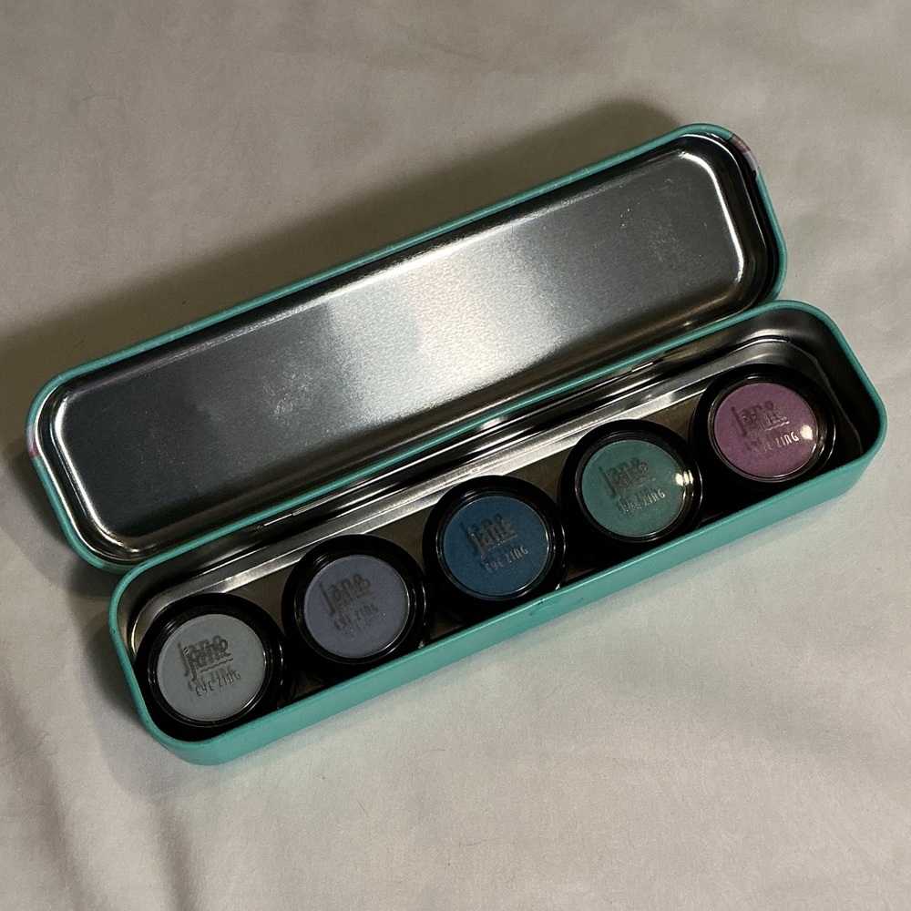 NEW Tinted Eye Pigment Set in Teal Unicorn Tin — 5 Multicolor Shades